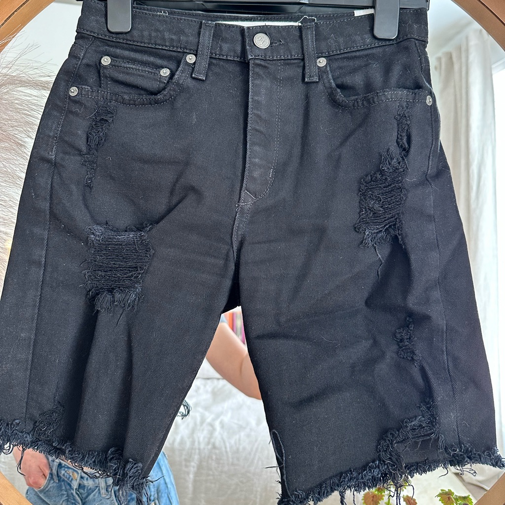 Lovers And Friends Distressed Denim Short. Very Gently Worn.